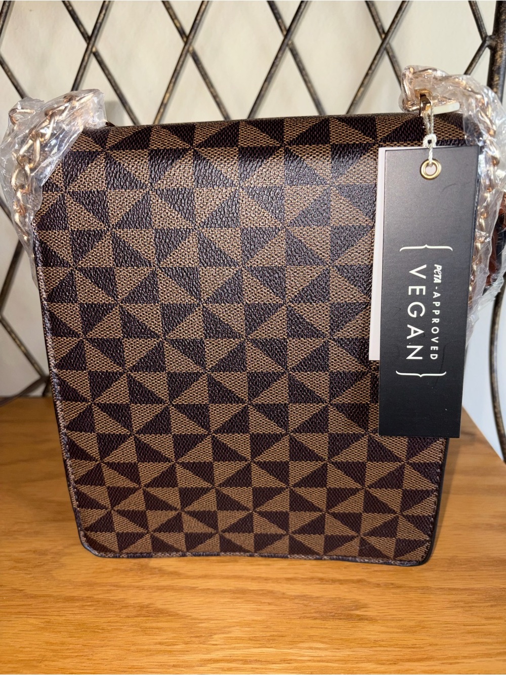 Geometric Designed Crossbody NWT - Picture 2 of 5
